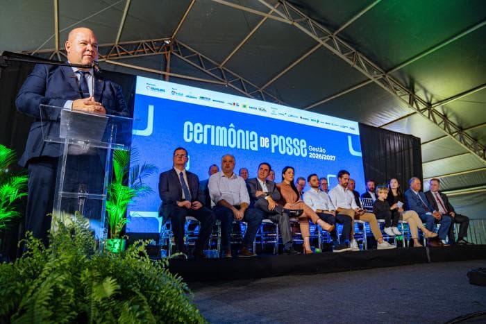 Ique Vedovato assume presidência da Famurs para gestão 2026/2027