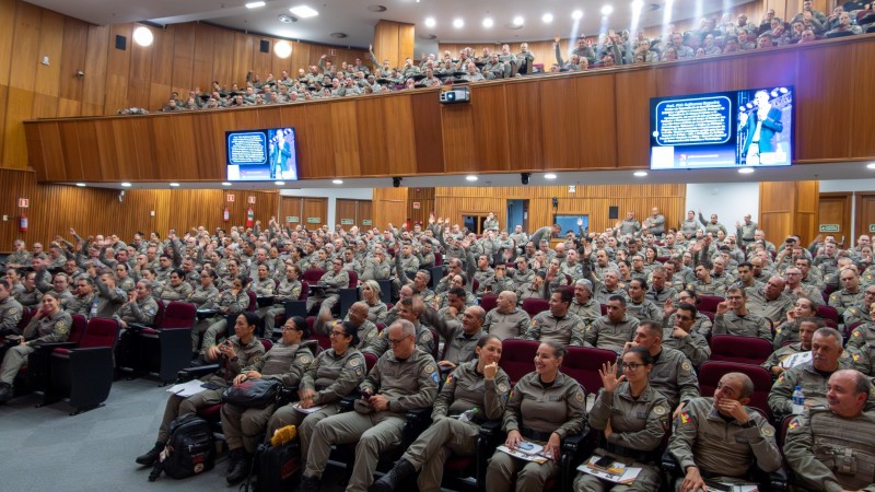 Policiais do Proerd e patrulhas escolares passam por capacitação contra violência extrema