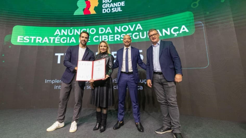 Governo do RS amplia parcerias digitais e serviços para municípios