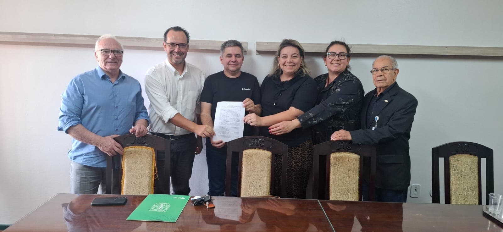 Entidades de Bagé formalizam apoio ao curso de Medicina na Unipampa