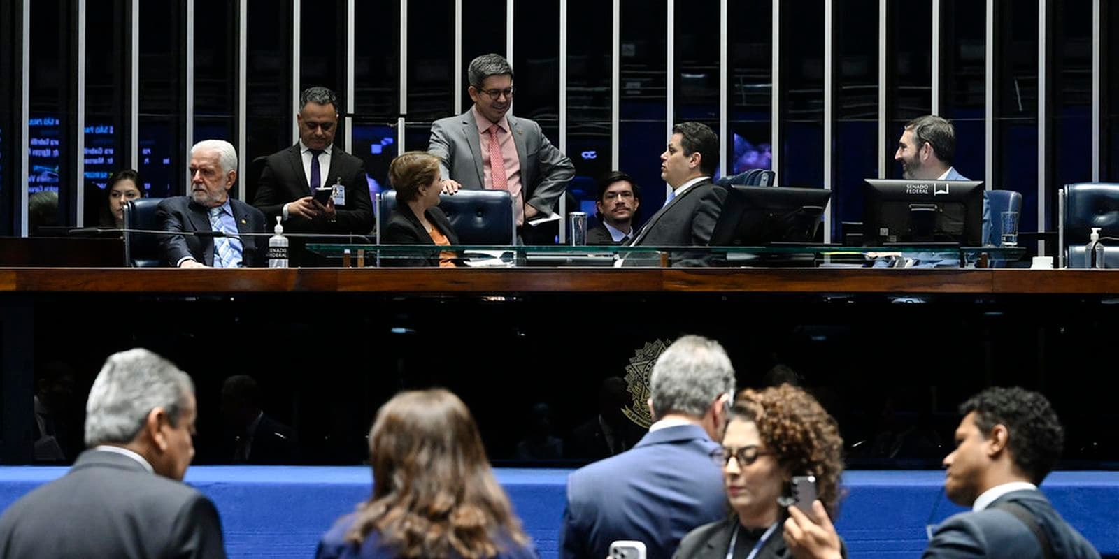 Senado aprova renovação automática da CNH e novas regras para o agronegócio